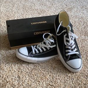 Converse low top